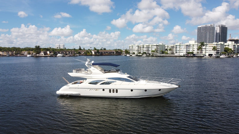 62 Ft Azimut - 13 People - Cool Life